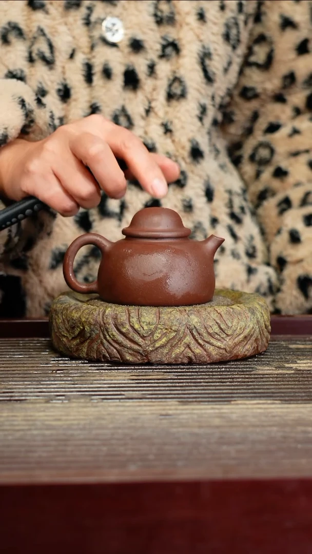 宜兴原矿紫砂壶茶壶宜兴原矿紫砂壶茶壶120C