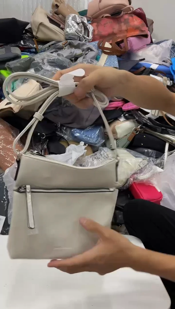 PU工厂外贸库存尾货瑕疵女士包