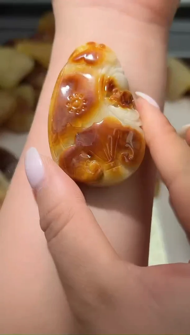 裸石琥珀未镶嵌琥珀蜜蜡吊坠