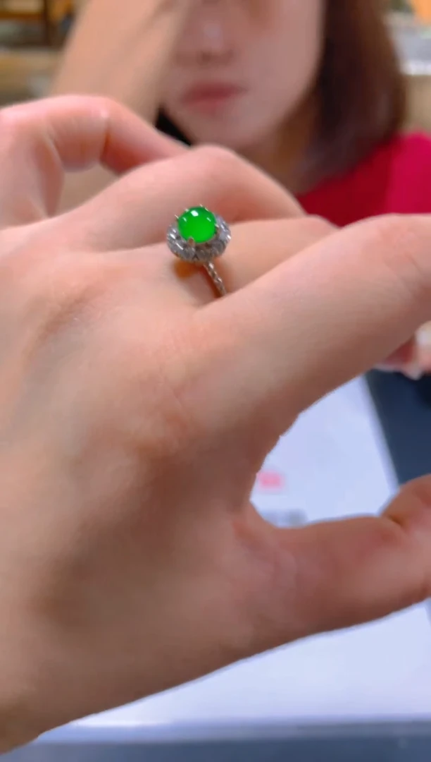 未镶嵌戒指翡翠多样性发一