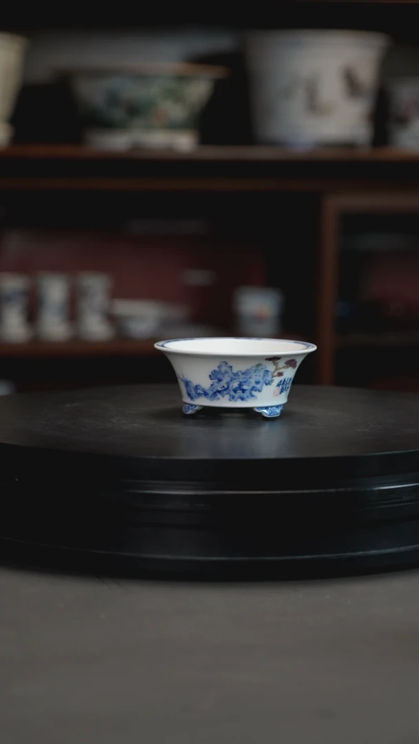 釉下青花手绘盆釉下青花手绘盆