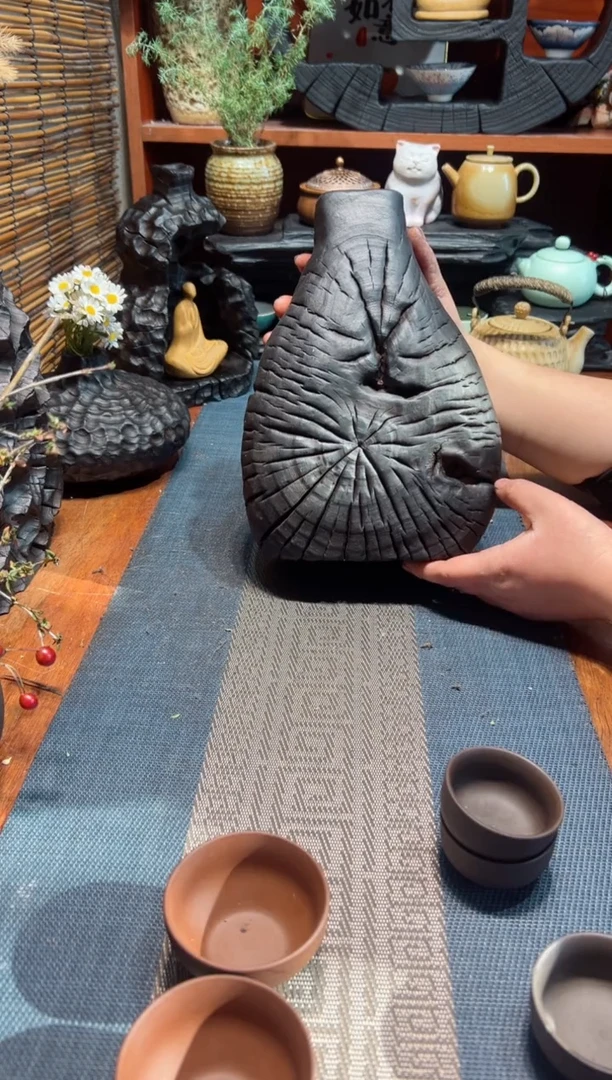 【闪购商品】香樟木木雕一物一拍