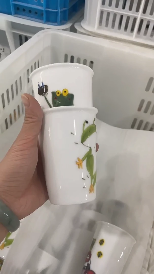 杯促销款两只装手绘釉下高温白瓷杯不限款式