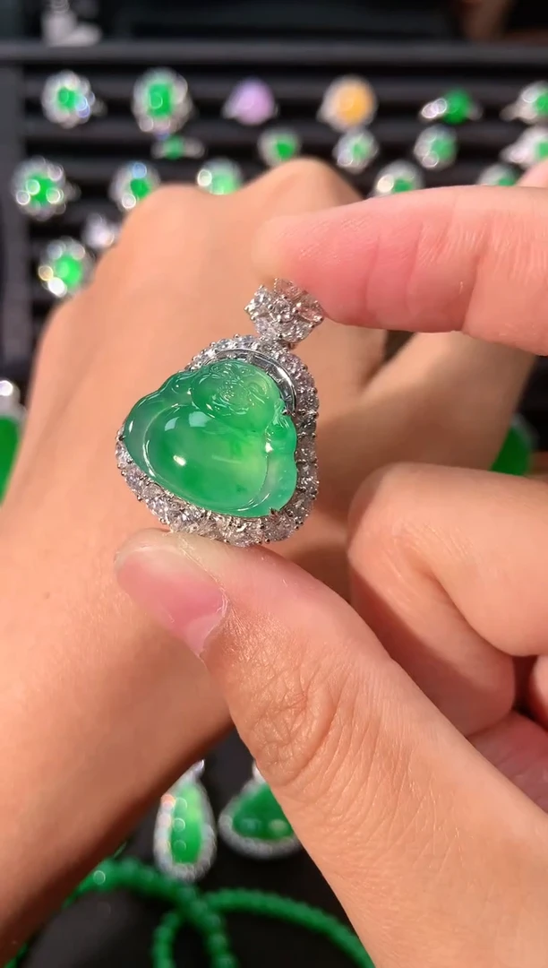 翡翠18K金镶嵌吊坠(不含链)佛公吊坠