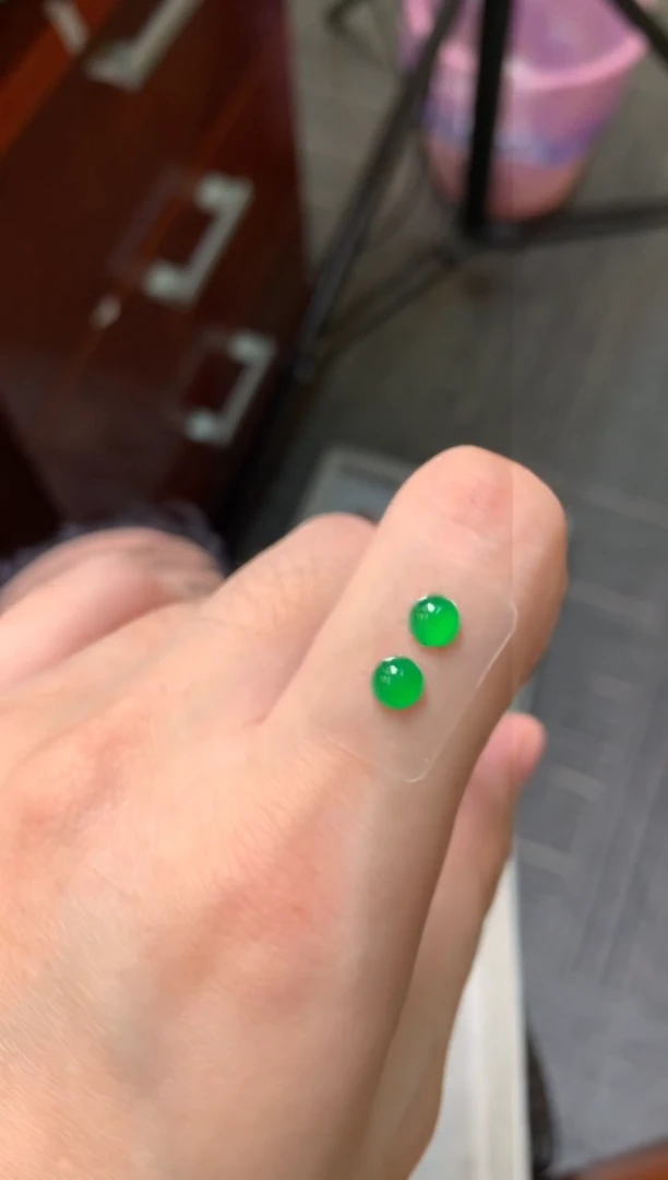 未镶嵌定制翡翠裸玉