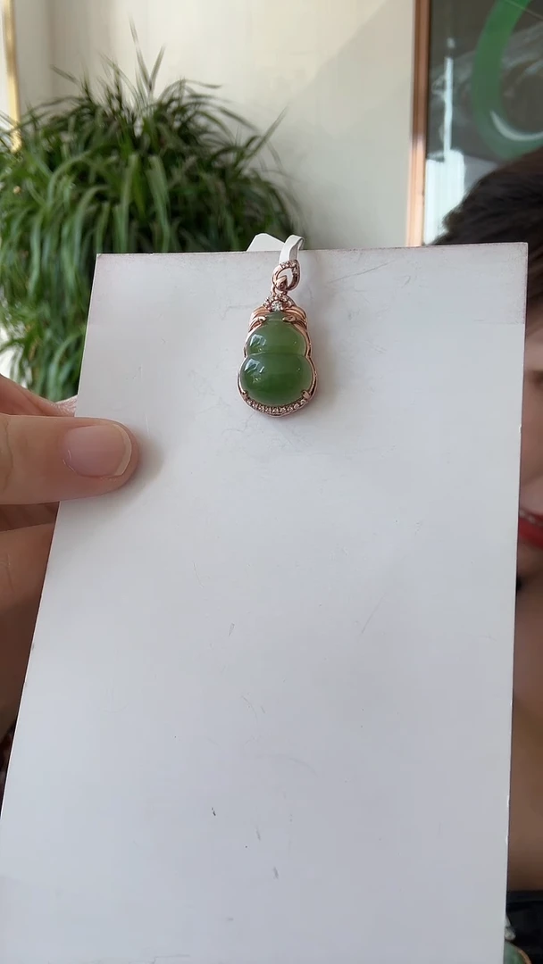 和田玉银S925镶嵌颈饰葫芦荣倩