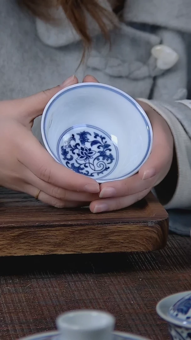 【闪购商品】折葵非器手工手绘涂缠枝炉式杯微瑕