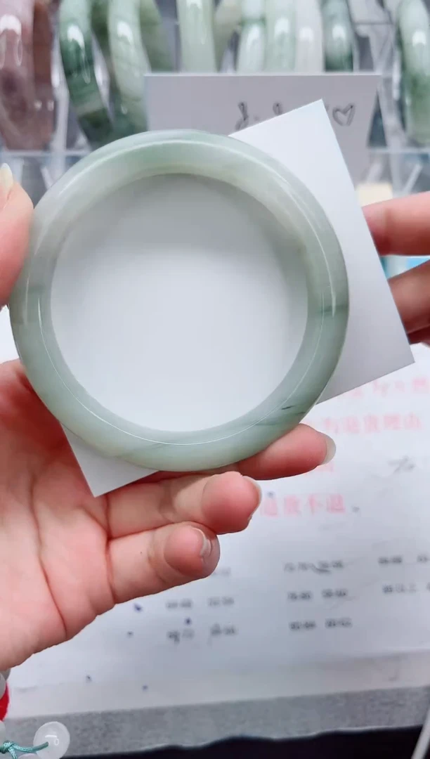 【闪购商品】石英质玉手镯未镶嵌A421-62.4