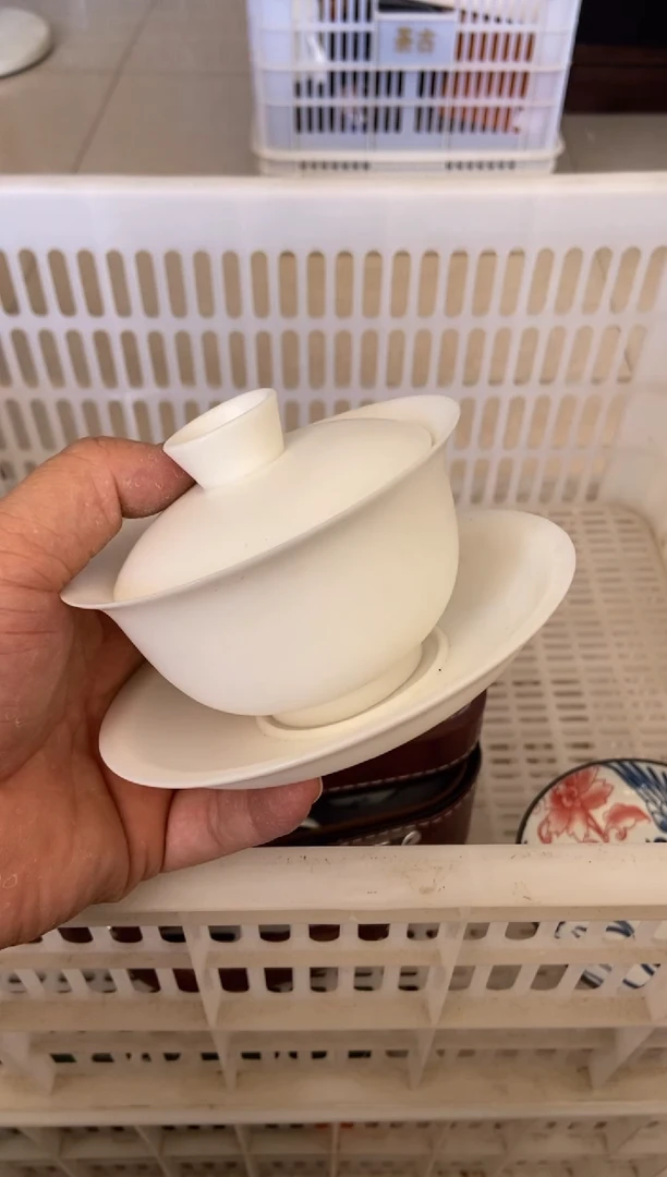 杯无运费险有瑕疵的摄影的产品有使用过的痕迹有点脏介意勿拍