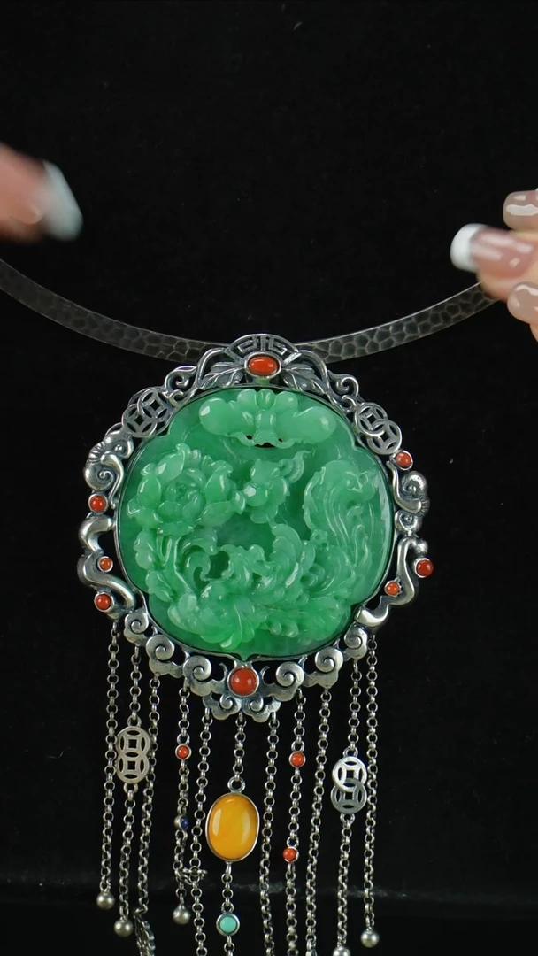 颈饰未镶嵌翡翠项圈