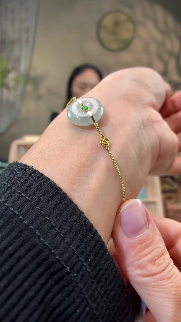 18K金镶嵌手链翡翠手链
