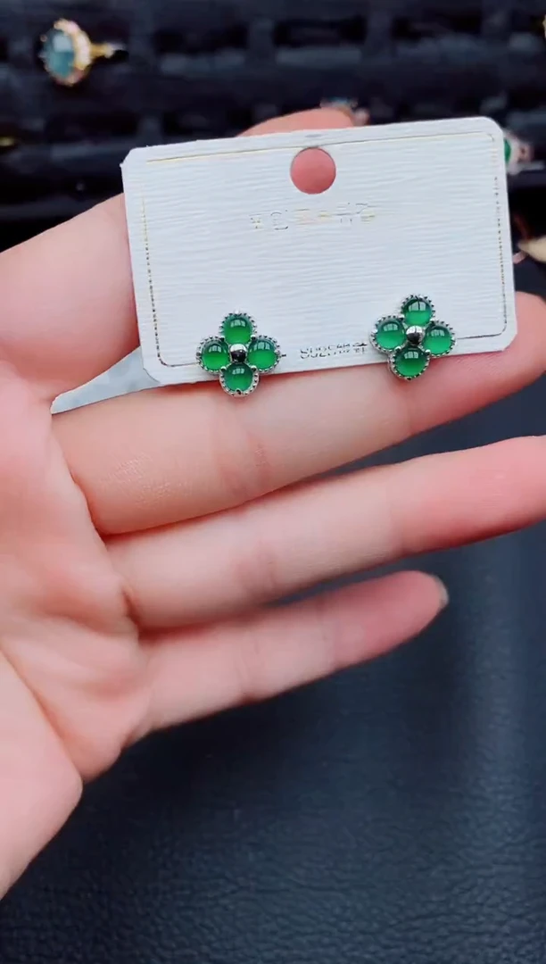 【闪购商品】翡翠耳饰银S925镶嵌天然a货翡翠520