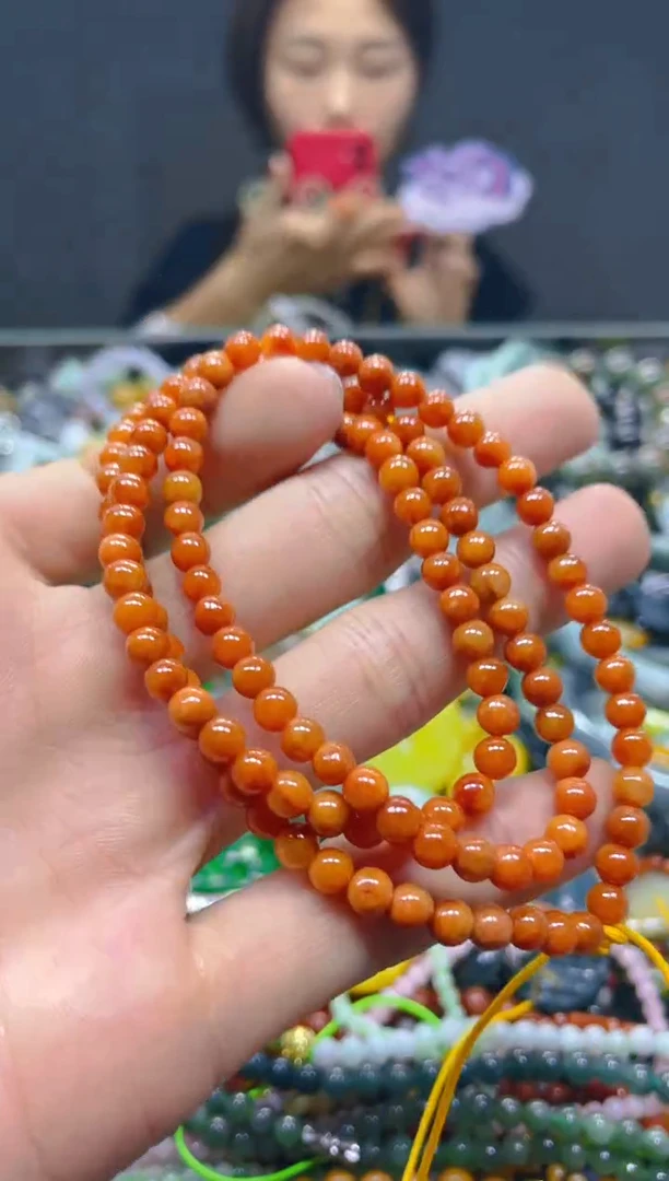 颈饰未镶嵌翡翠4MM/L/翡翠A货，一件也是批发价