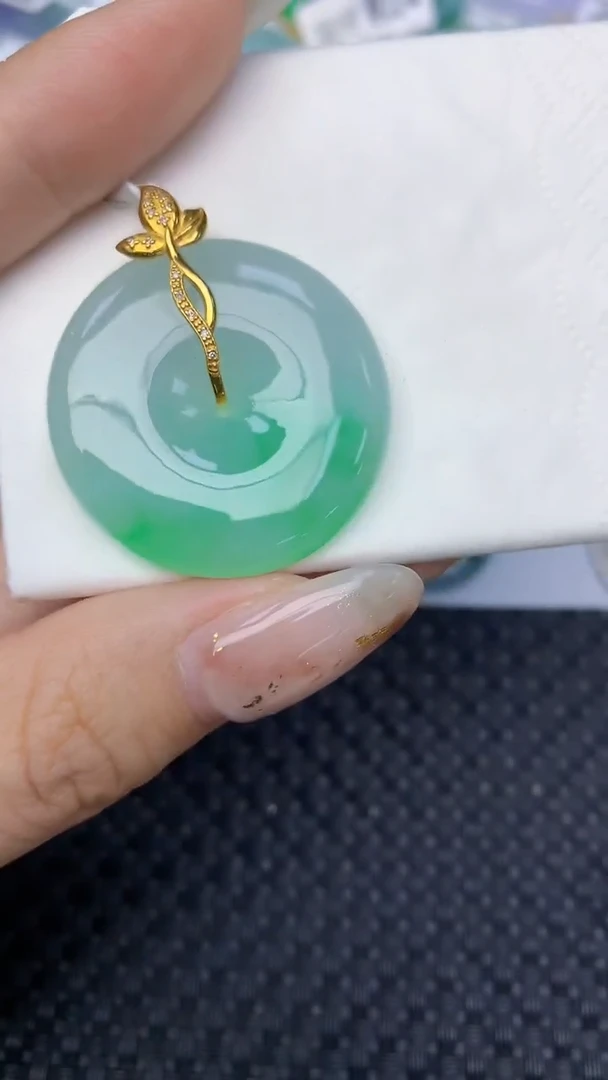 颈饰18K金镶嵌翡翠天然缅甸翡翠a货百元以上9元证书费自理