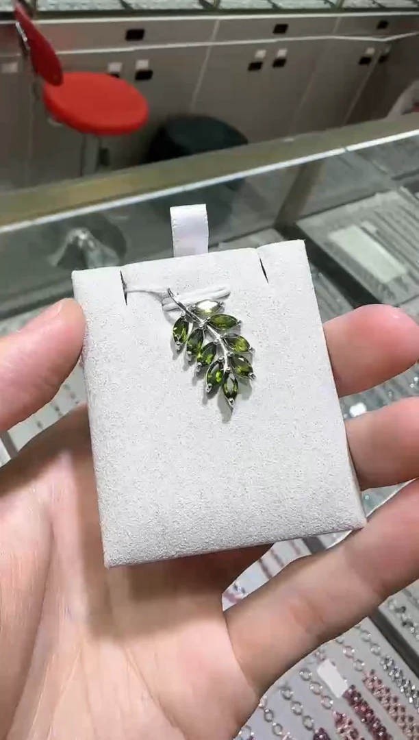 【闪购商品】透辉石吊坠银S925镶嵌3*58mm设计款