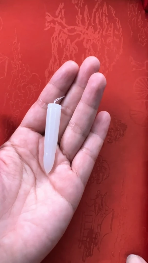 未镶嵌和田玉挂件大****子直击你心挂件