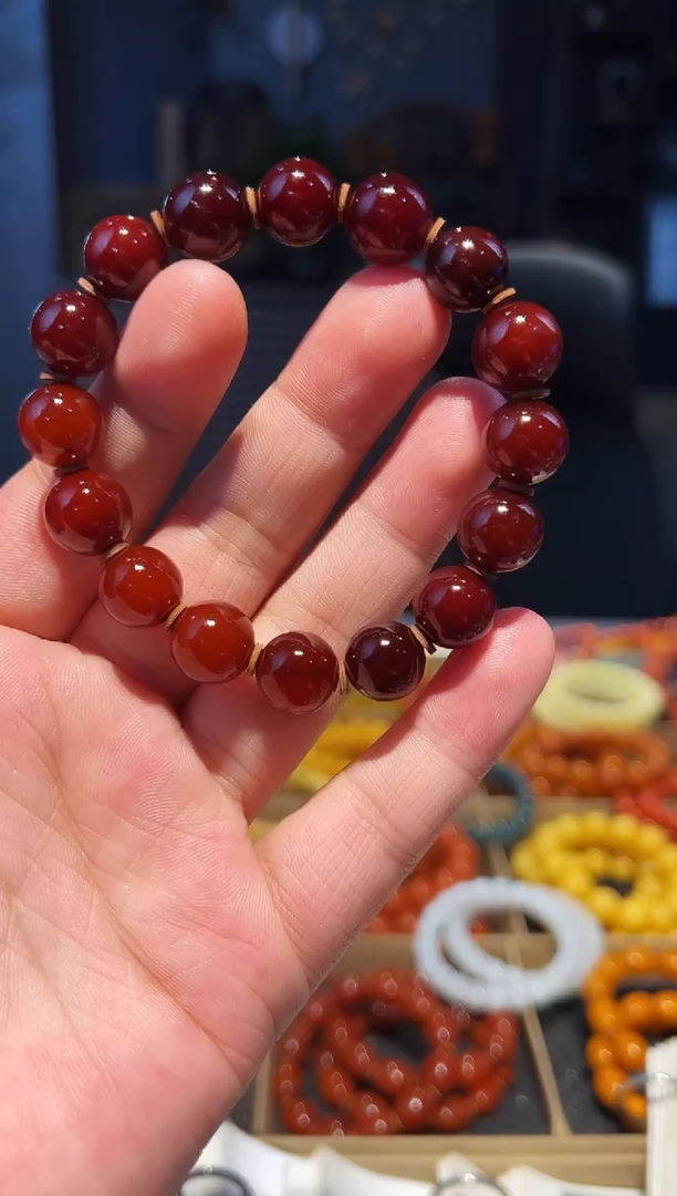手串蜜蜡未镶嵌12+