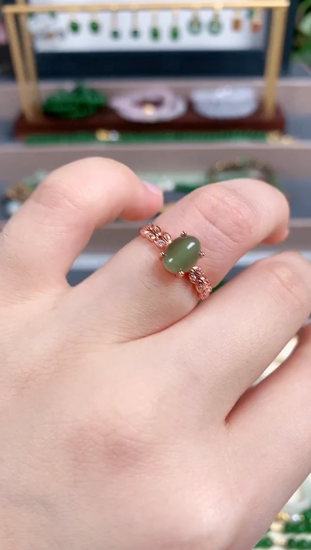 银S925镶嵌戒指和田玉1