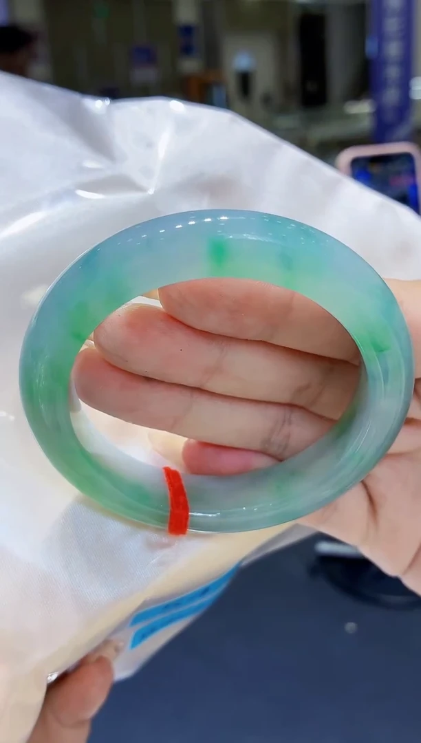 未镶嵌手镯翡翠翡翠手镯55