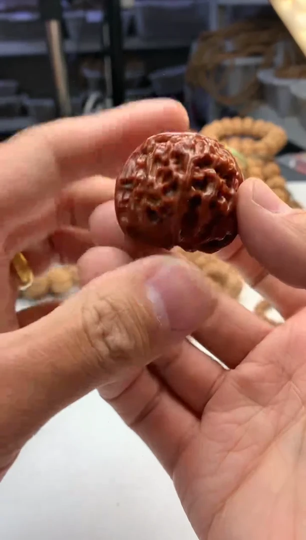 【闪购商品】文玩核桃吊坠2800000000