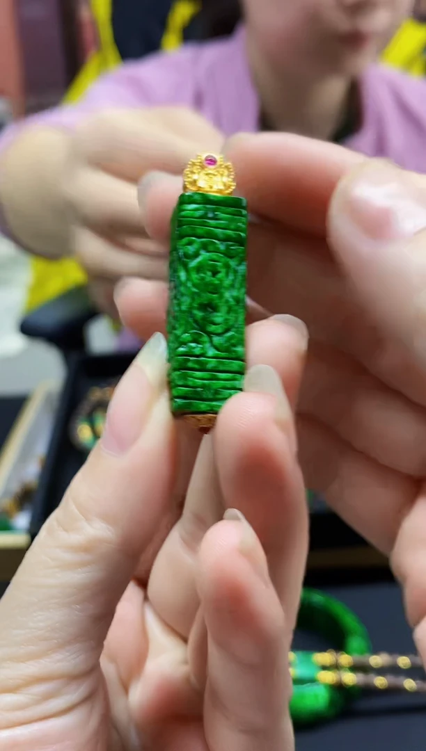 颈饰未镶嵌翡翠翡翠吊坠