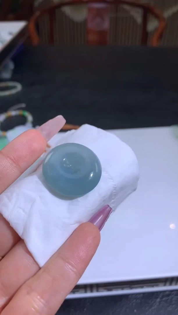 未镶嵌定制翡翠毕*仔翡翠