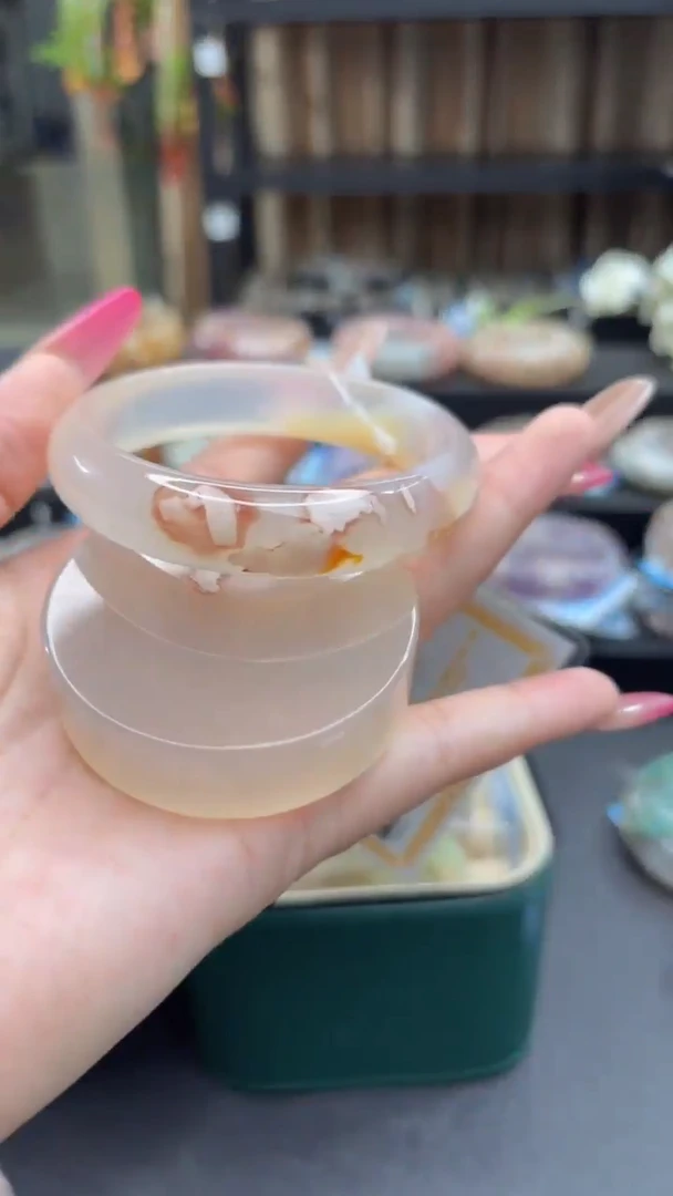 未镶嵌手镯石英质玉477(59圈赠送镯心)