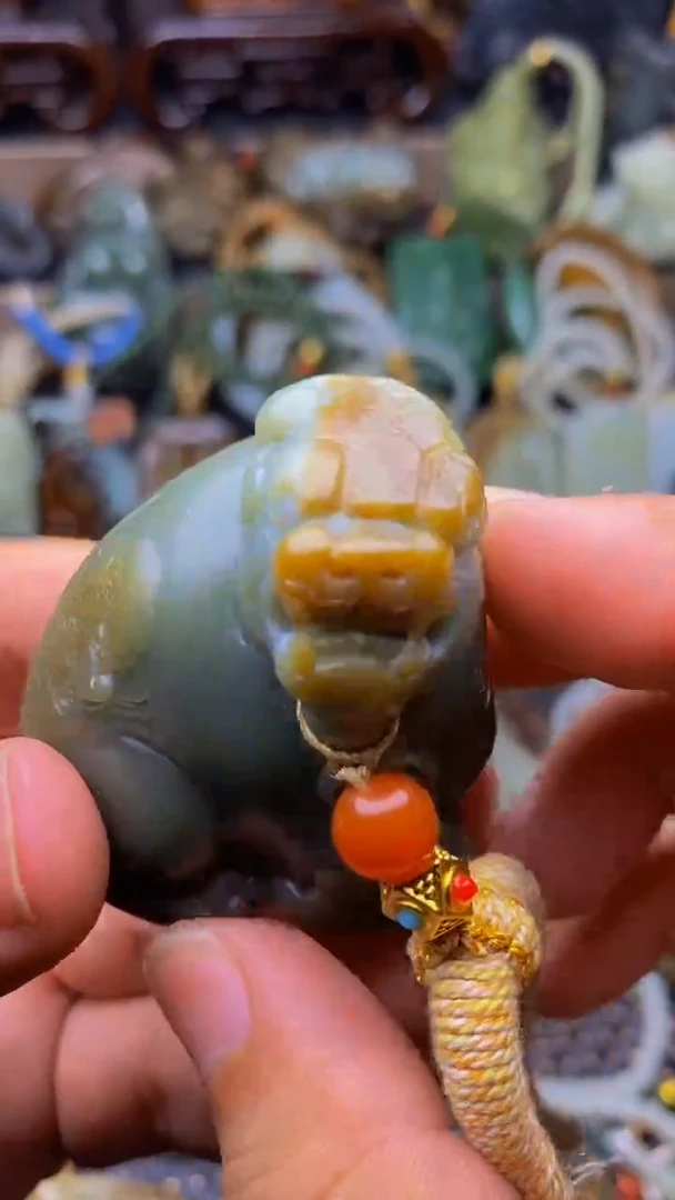 未镶嵌和田玉把件纵**海1