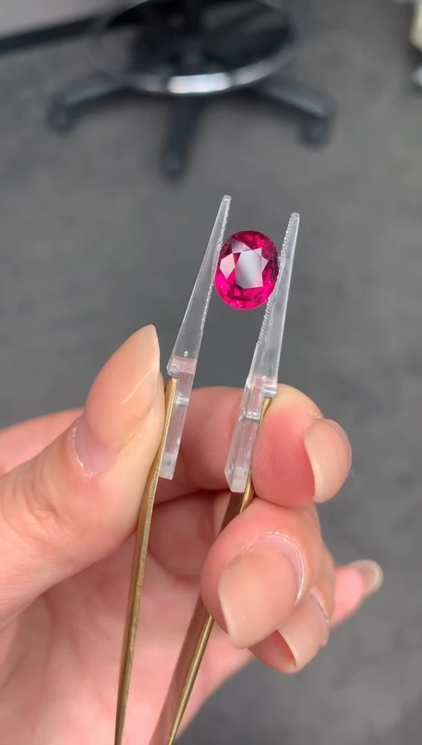 【闪购商品】碧玺裸石未镶嵌3.5ct卢比莱