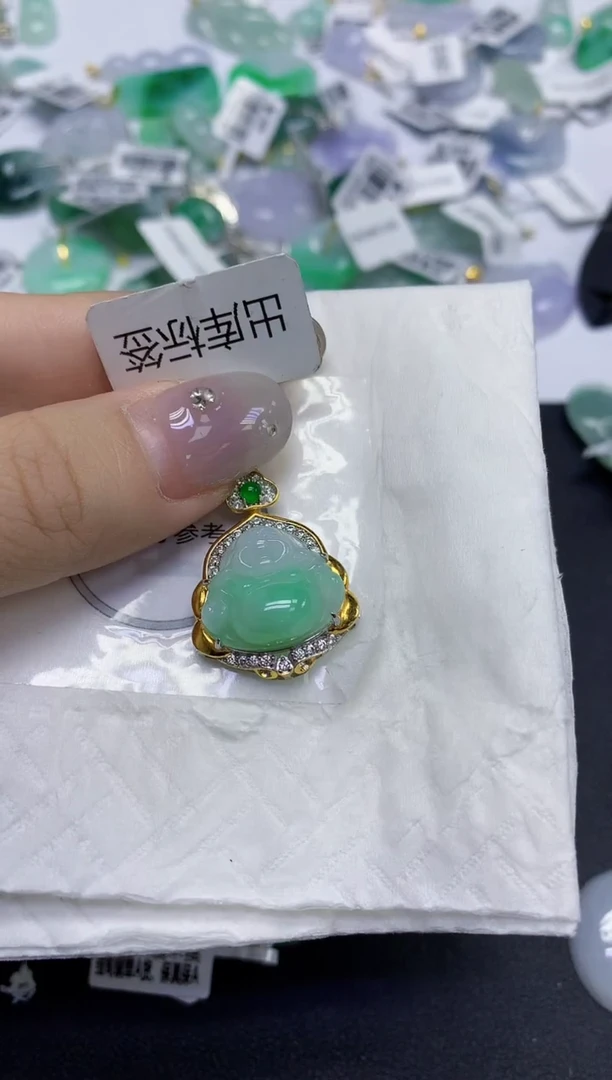 颈饰未镶嵌翡翠天然缅甸翡翠A货百元以上9元证书费自理