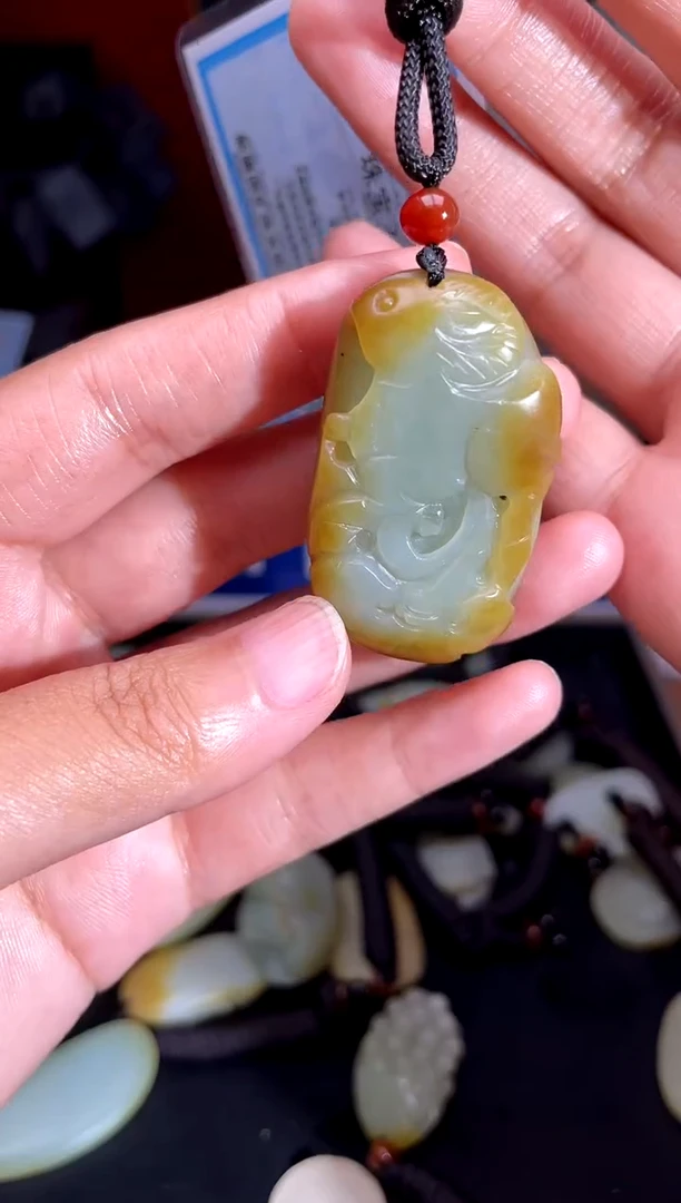 和田玉未镶嵌挂件1