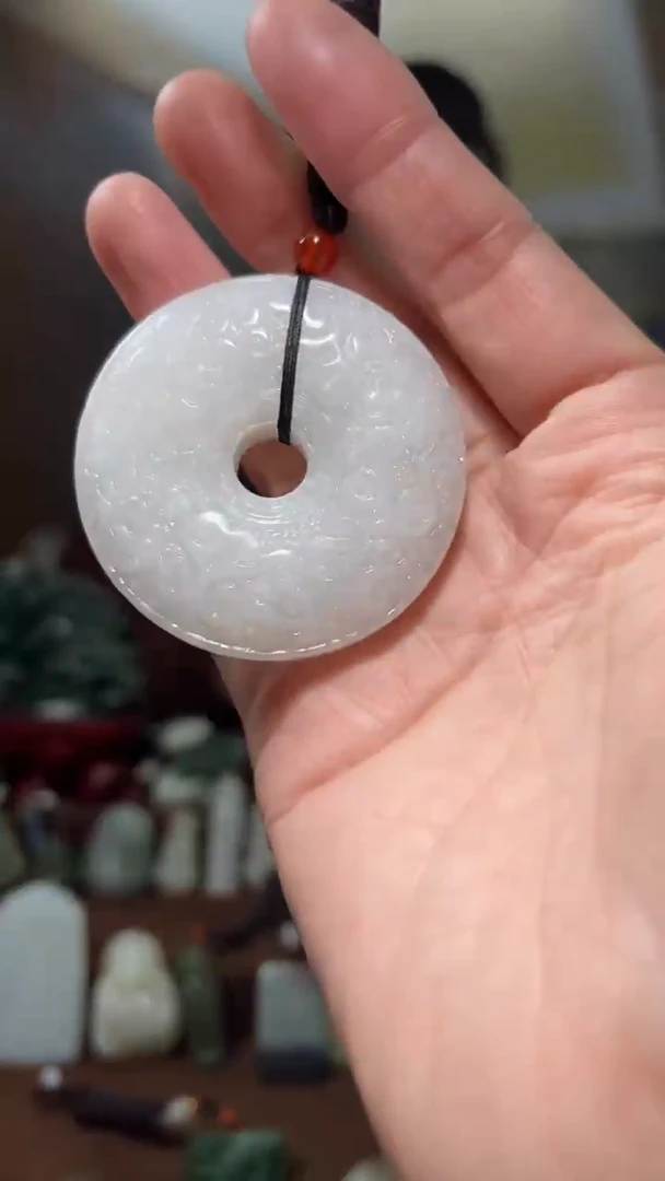 颈饰未镶嵌和田玉·