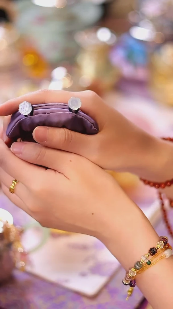 摆件山怂阿卿直播间@@QB00062