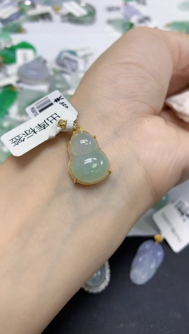 颈饰未镶嵌翡翠天然缅甸翡翠A货多样性发一件