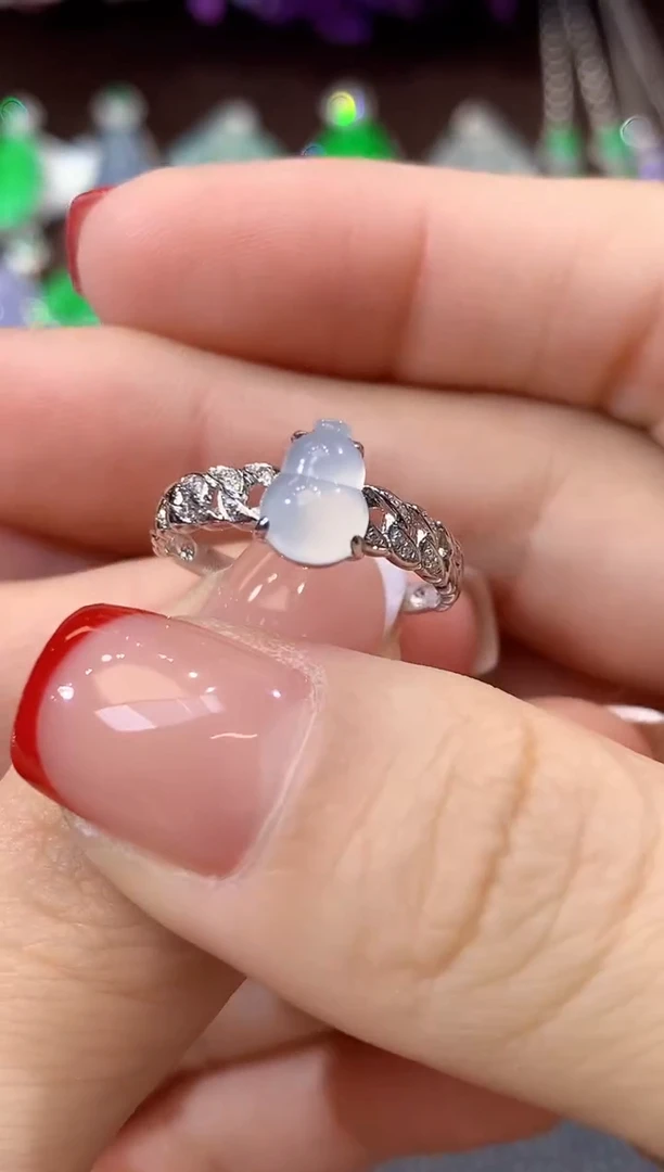 18K金镶嵌戒指翡翠A24