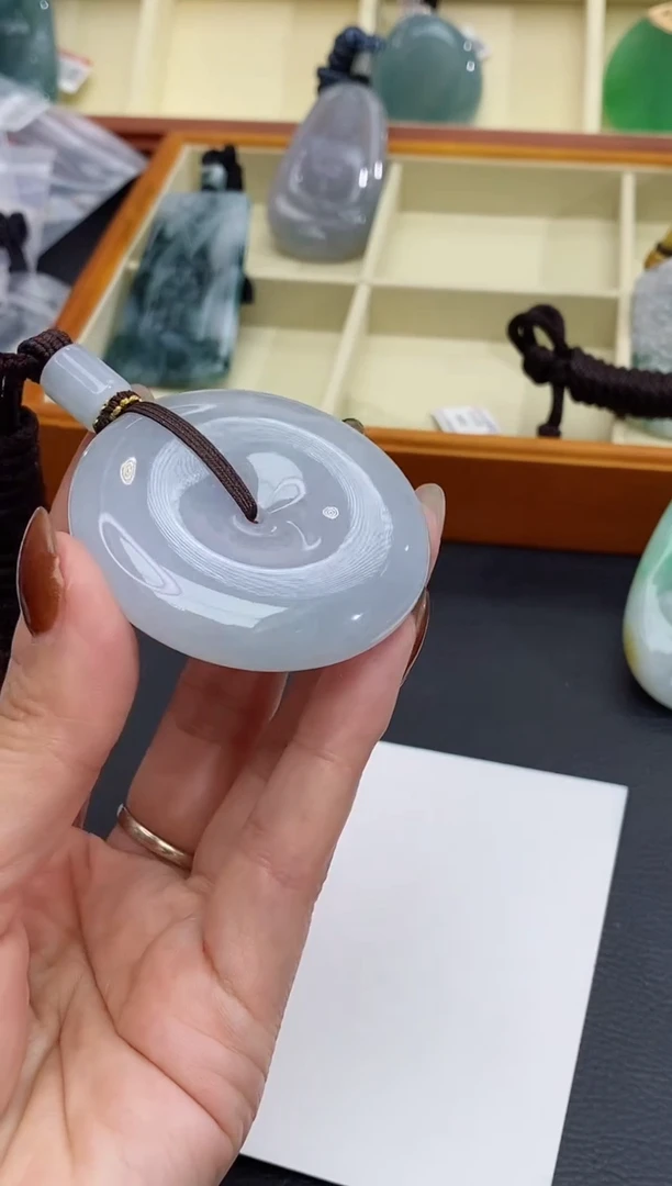 颈饰未镶嵌翡翠缅甸天然翡翠