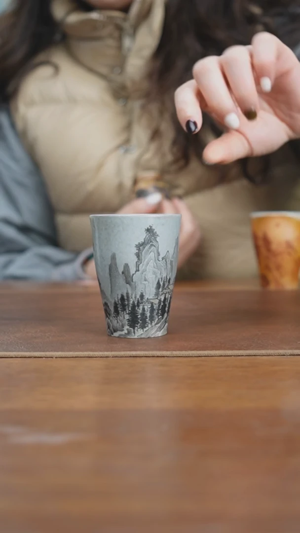 【闪购商品】杯景德镇柴烧墨彩山水杯
