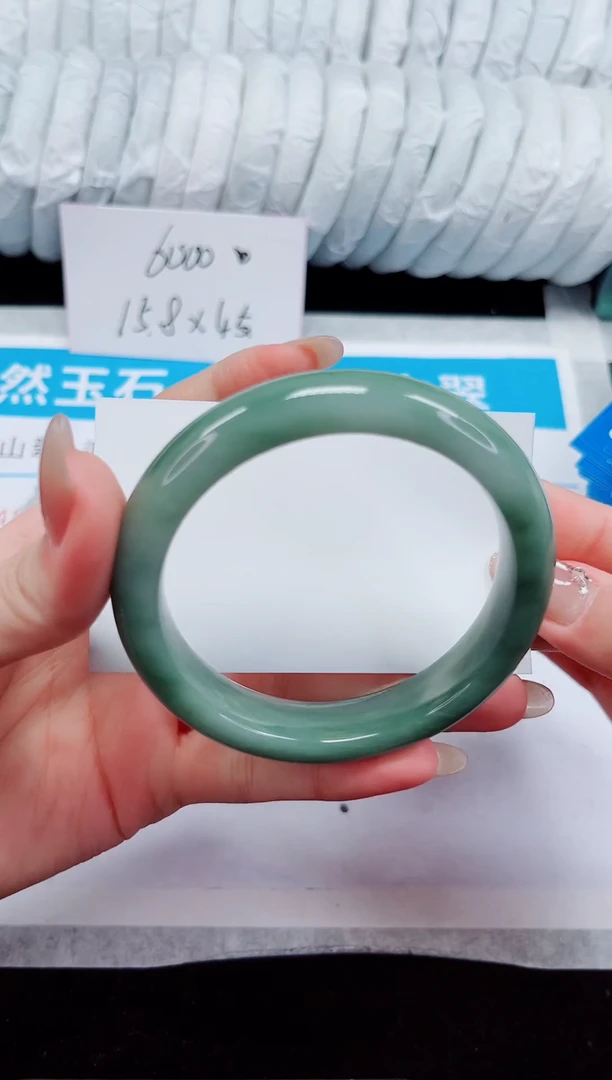 未镶嵌手镯石英质玉120-60/61