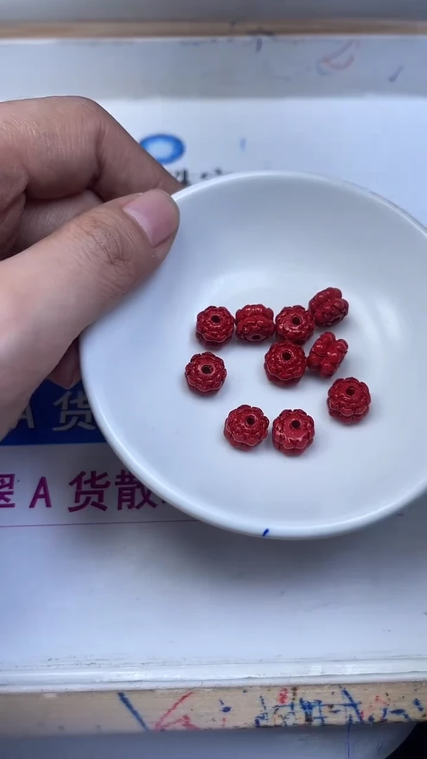 未镶嵌散珠玛瑙/玉髓T428 红 砂并蒂莲10个8元