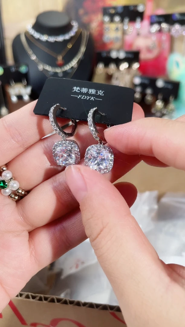 铜合金合成立方氧化锆925银梵1054