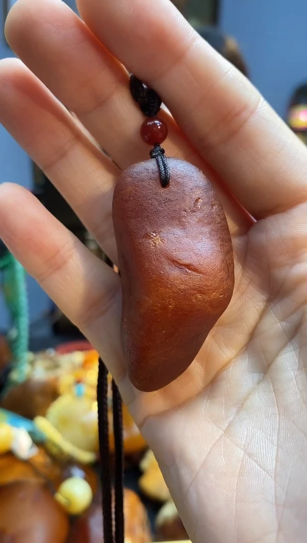 琥珀颈饰未镶嵌吊坠