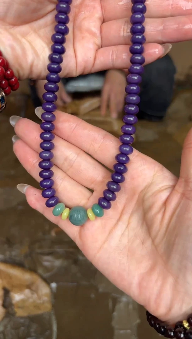 大檀精品手串《无礼盒》