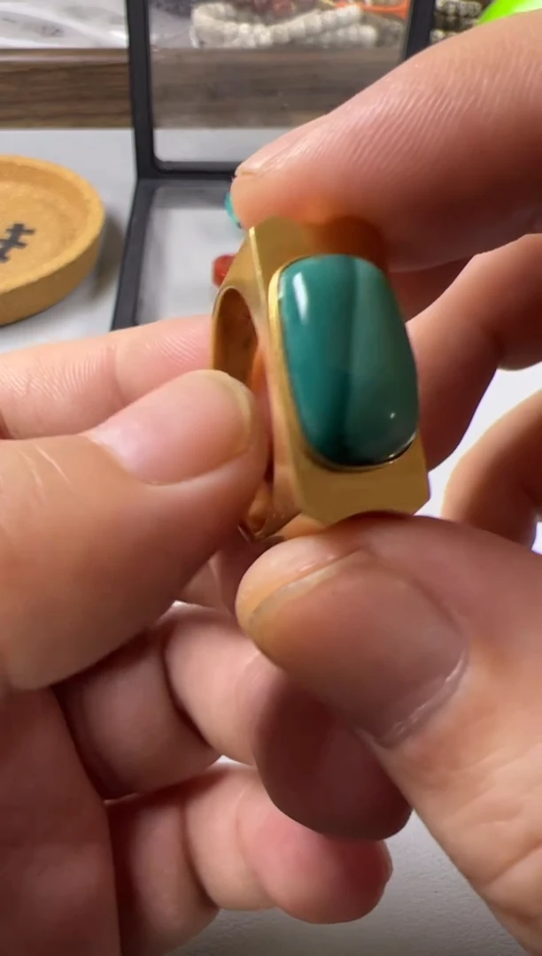 【闪购商品】绿松石戒指18K金镶嵌000112589