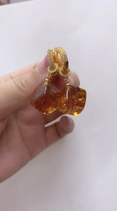 【闪购商品】琥珀裸石银S925镶嵌花珀耳坠