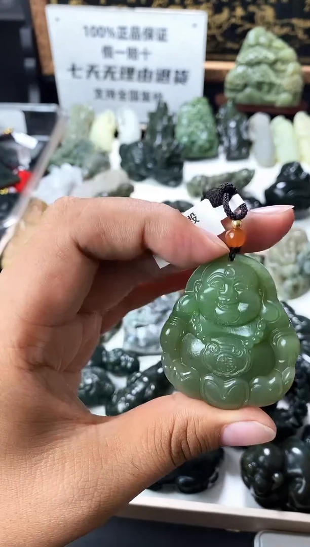 颈饰未镶嵌和田玉1