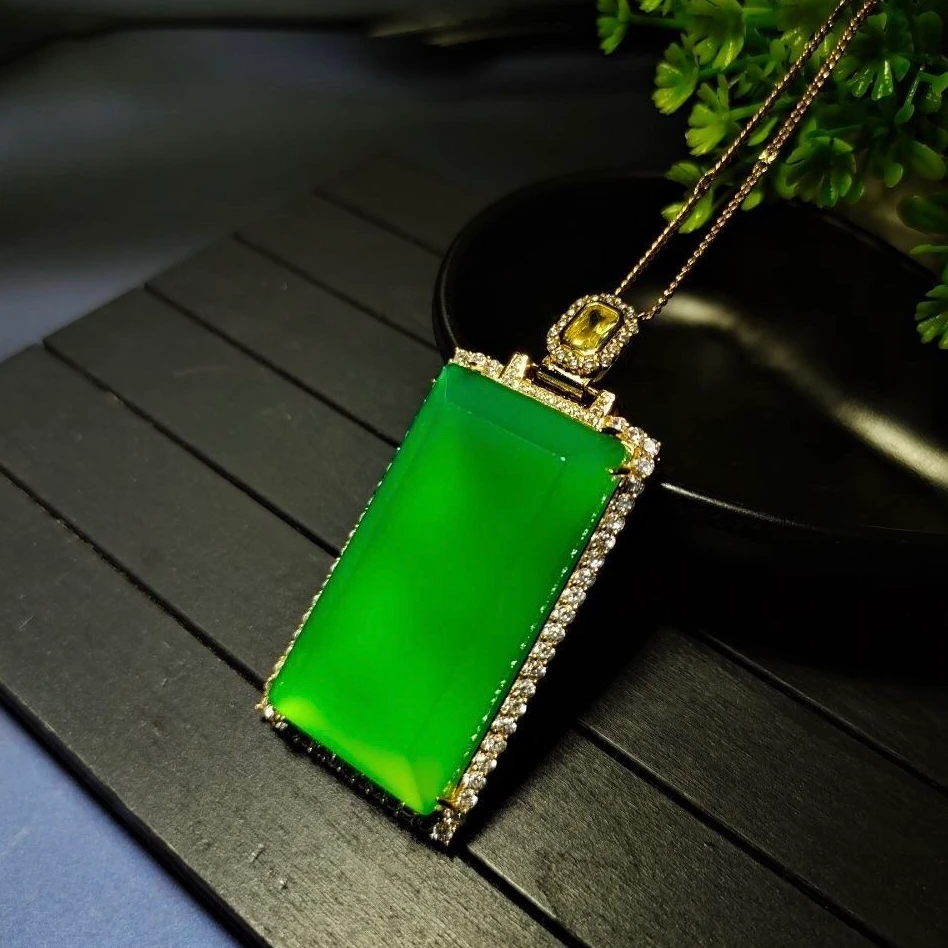 高档正品保证真玉石玉坠平安无事牌豪华镶嵌男士无事牌玉坠