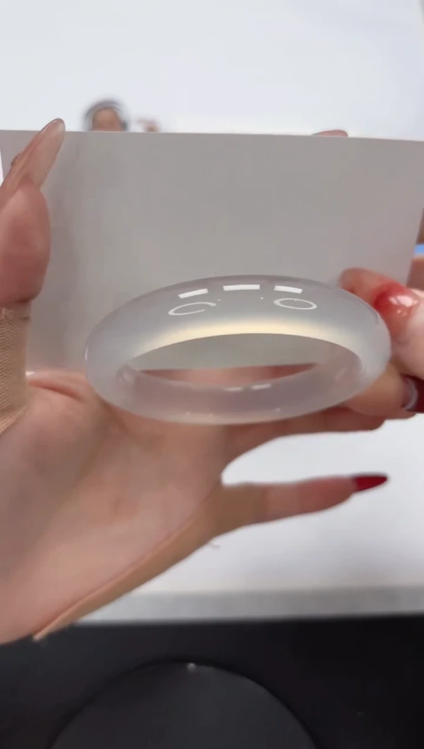 【闪购商品】石英质玉手镯未镶嵌A290-56.6