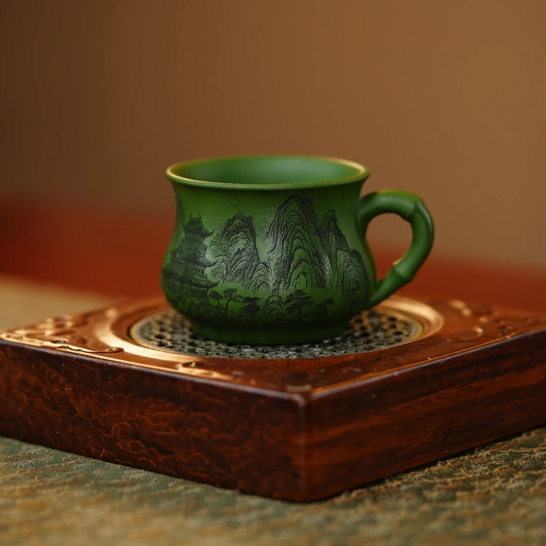 【山水带把杯】宜兴紫砂绿泥带把山水敞口茶杯家用紫砂主人杯