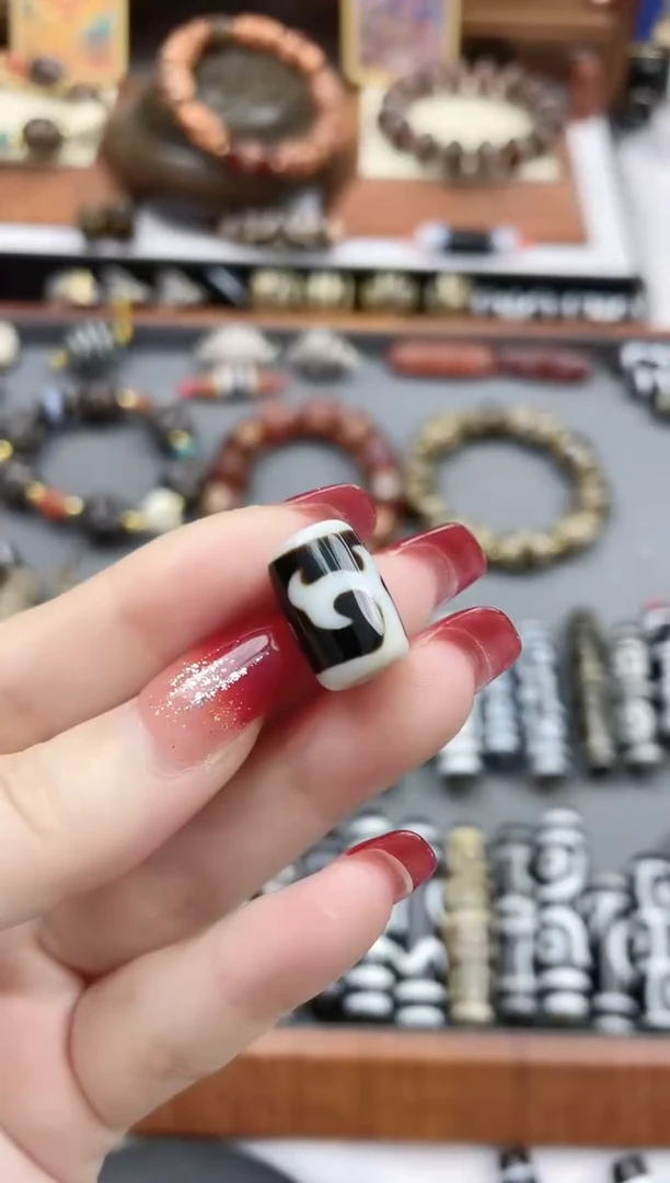 【闪购商品】玛瑙/玉髓珠珠未镶嵌度母