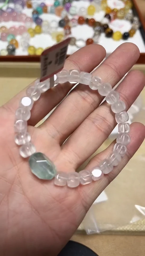 未镶嵌手链水晶21-75奶白晶手串